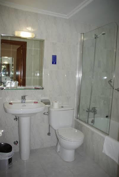 אסטייה Hotel Yerri מראה חיצוני תמונה
